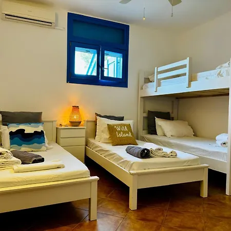 펜션 Paros