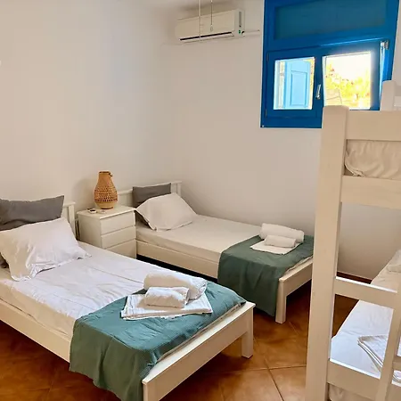 Paros